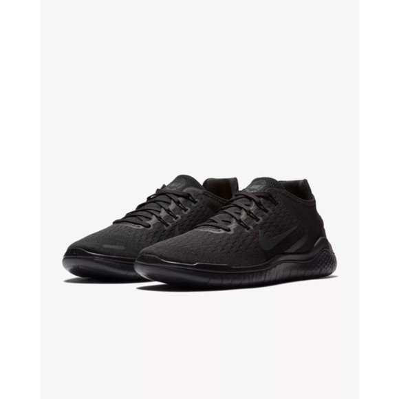 Athletic_Shoes